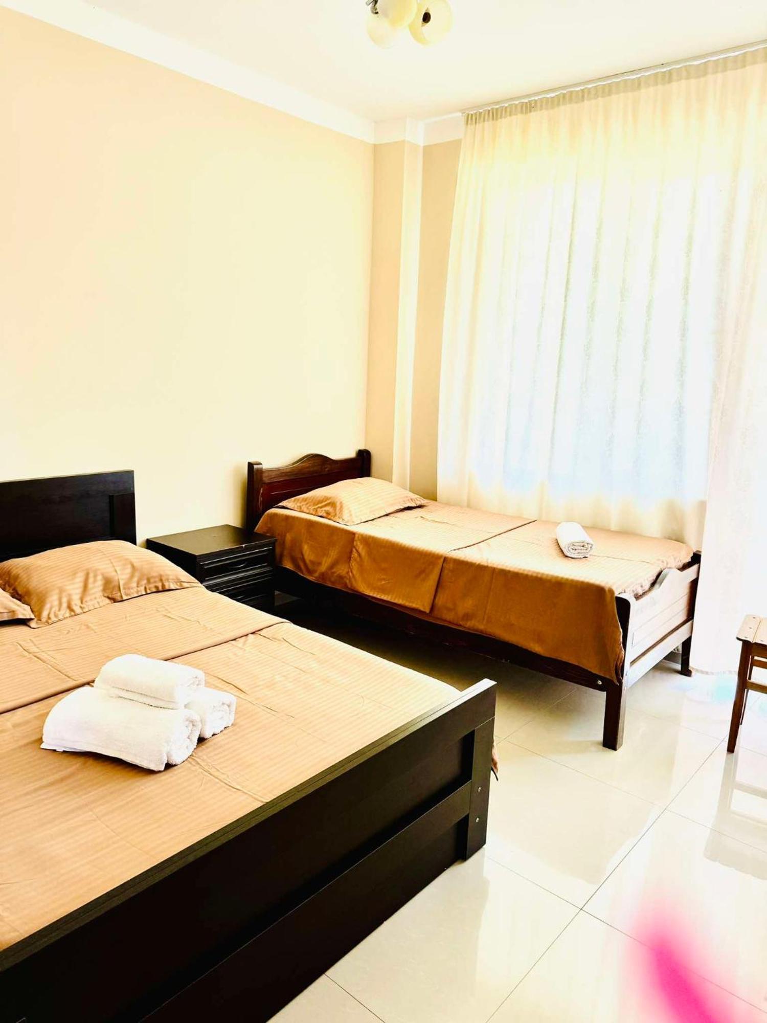 Hotel Уреки Экстерьер фото